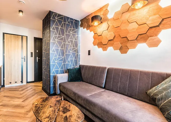 Hexagon * Вроцлав