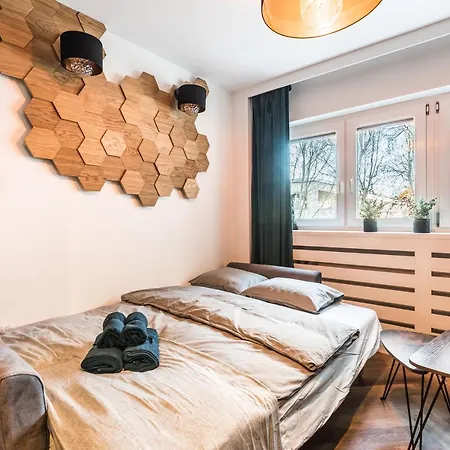 Hexagon * Wrocław